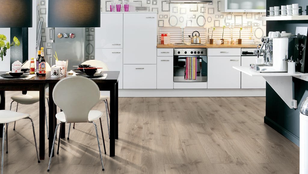 Ламинат Haro Tritty 100 дуб невара выбеленный 526672 фото в интерьере Ламинат Haro Tritty 100 дуб невара выбеленный 526672 фото в интерьере